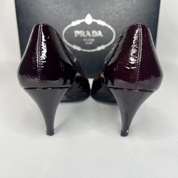 PRADA Circa 2008 DONNA KITTEN HEEL SZ 35 PATENT left toebox/ - Picture 5 of 8